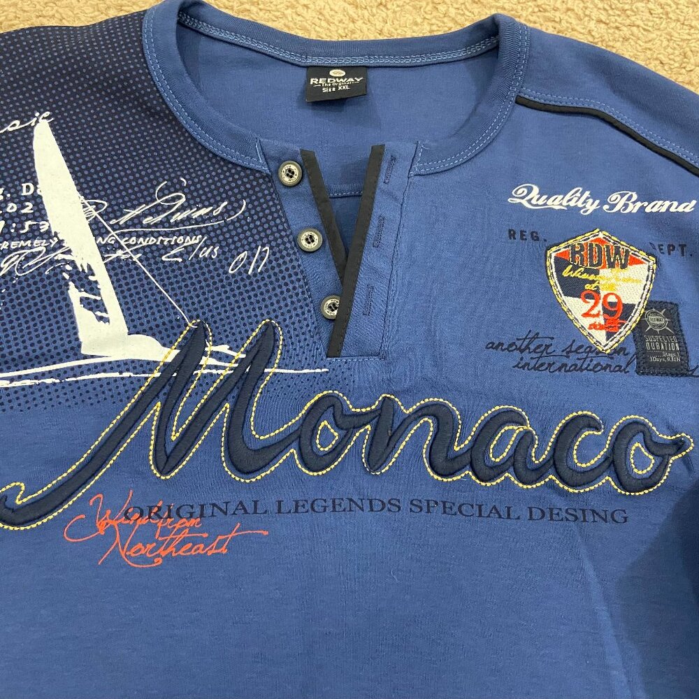 NWOT Men's embroidered cotton top with long sleeves. Blue, XXL size.